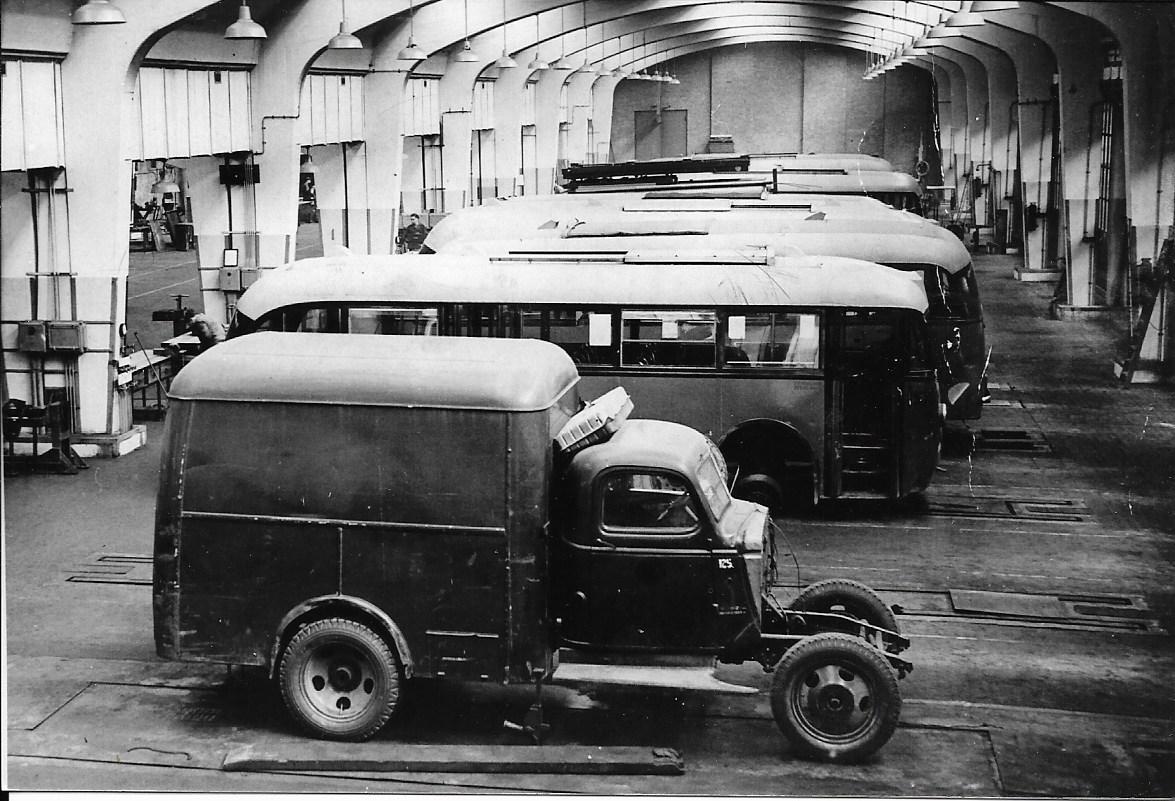 320062 garage Lusthofstraat voor 1940