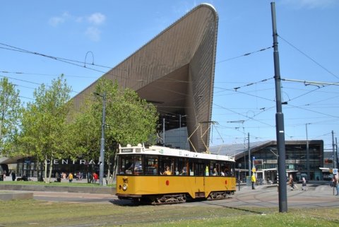 Lijn 10 Station